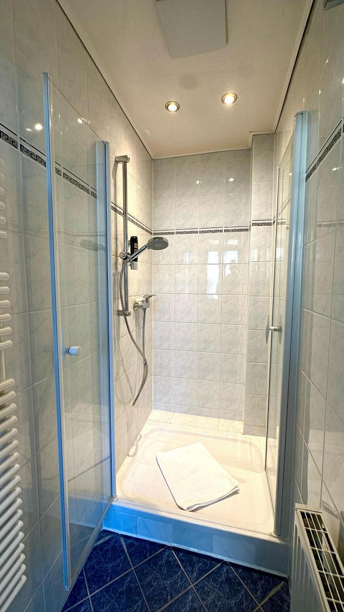 Ar Boutique Hotel Мангейм Экстерьер фото